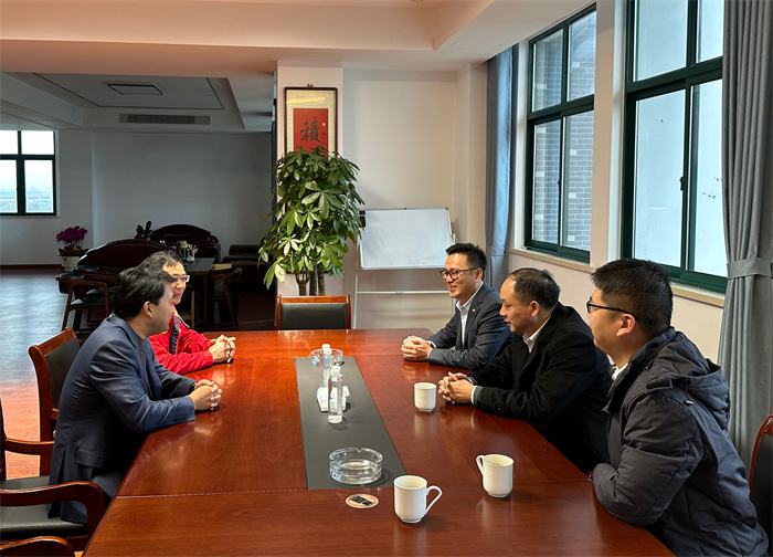 常州市政協副主席、常州民建主委一行走訪我司